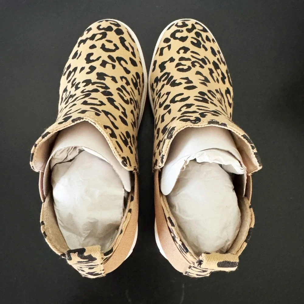 Soda Diana-G Leopard Print Hidden Wedge Sneakers Tan sz 6.5 NEW NIB Streetwear